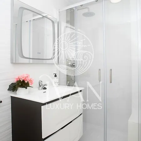 Apartament Casa Matias Ivan Luxury Homes 9ª Norte 1ª Linea *