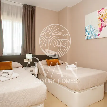 Casa Matias Ivan Luxury Homes 9ª Norte 1ª Linea *